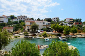 Apartments by the sea Sevid, Trogir - 15404